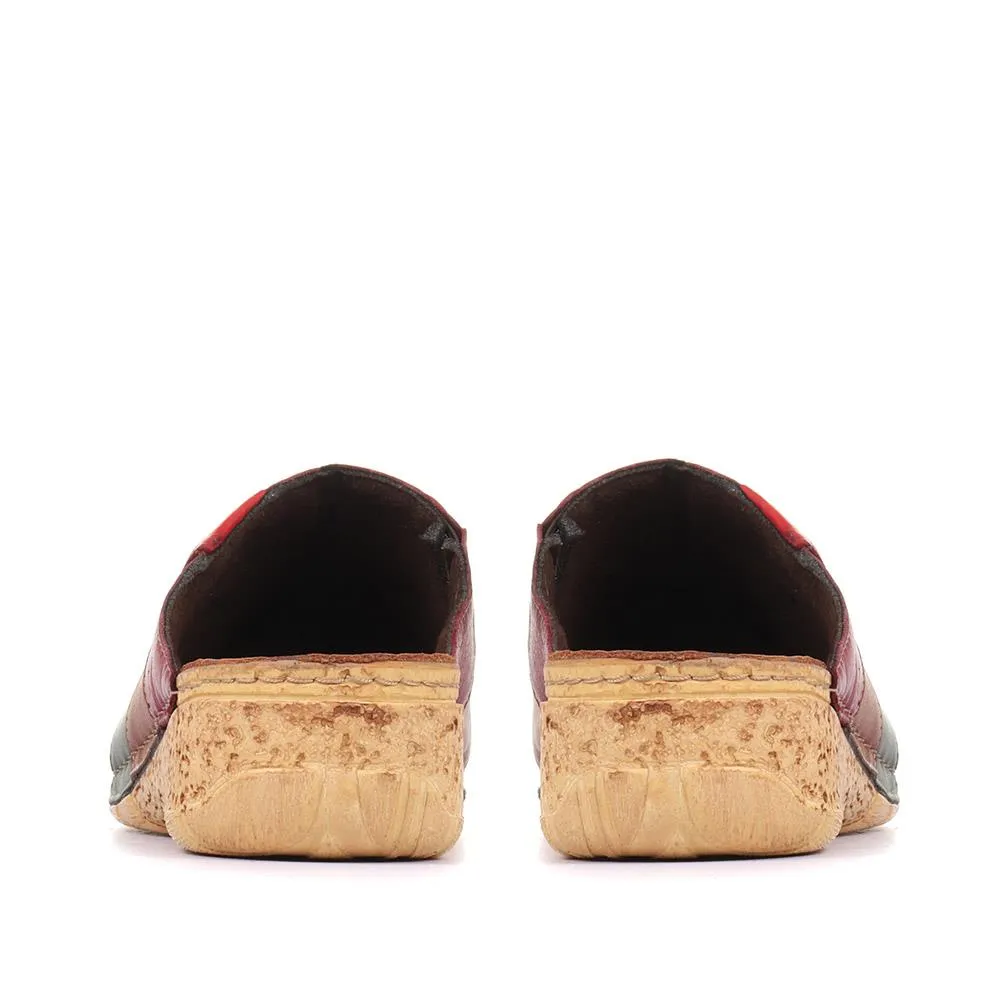 Leather Wedge Heel Clogs - KARY33003 / 319 618